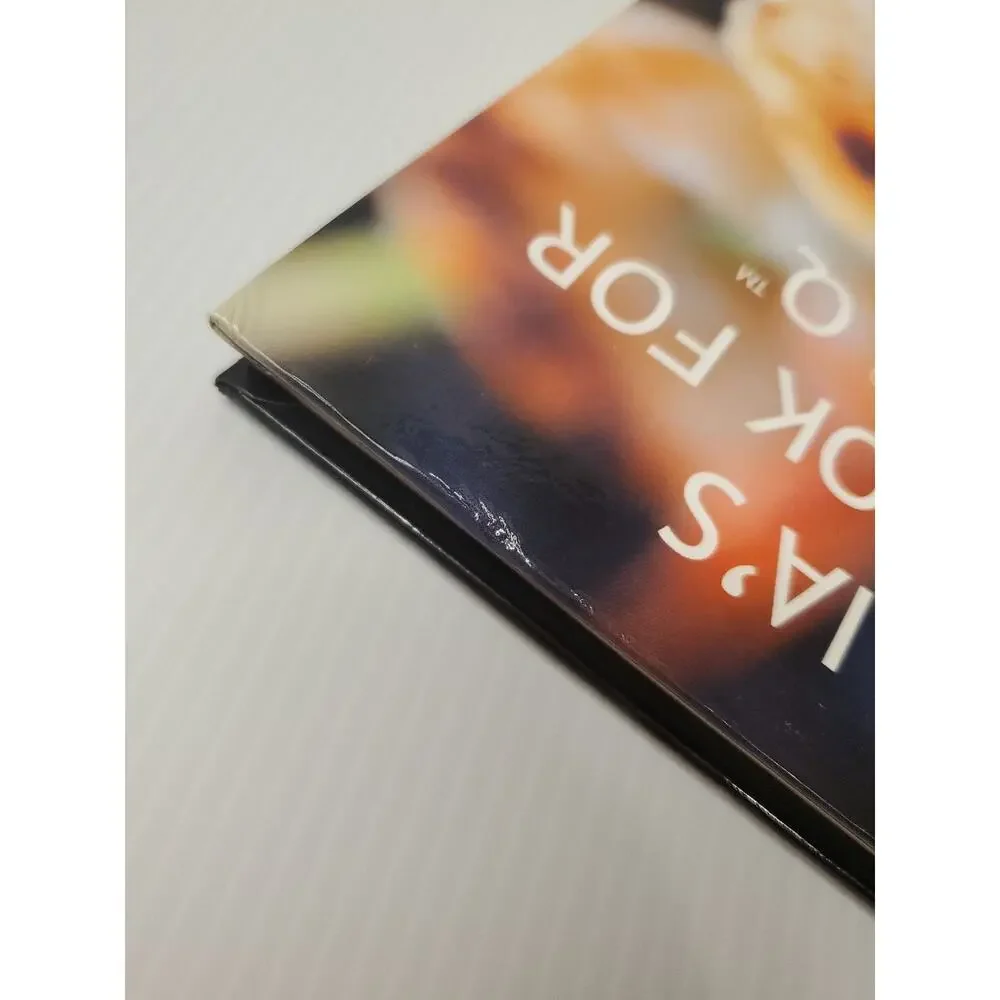 Australia's Own Cookbook for the Weber Q by Ross McDonald Hardcover